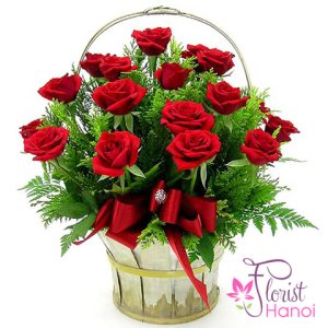 Hanoi birthday flowers with red roses