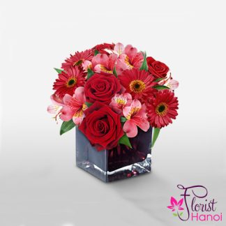 Hanoi flowers in vase delivery sameday