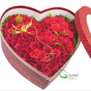 Heart shaped red roses
