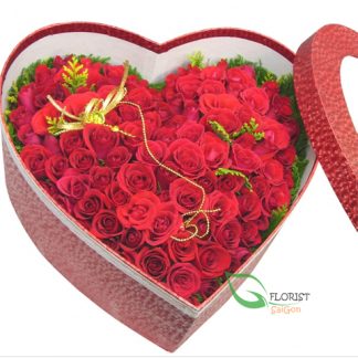 Heart shaped red roses