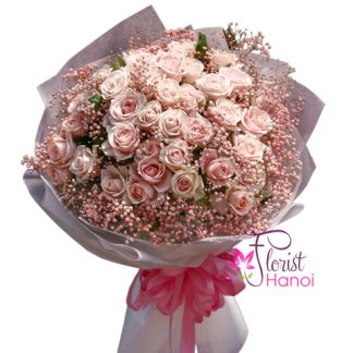 Love flowers with pink roses in Vietnam