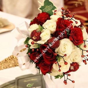 DELIVERY WEDDING BOUQUET IN HANOI