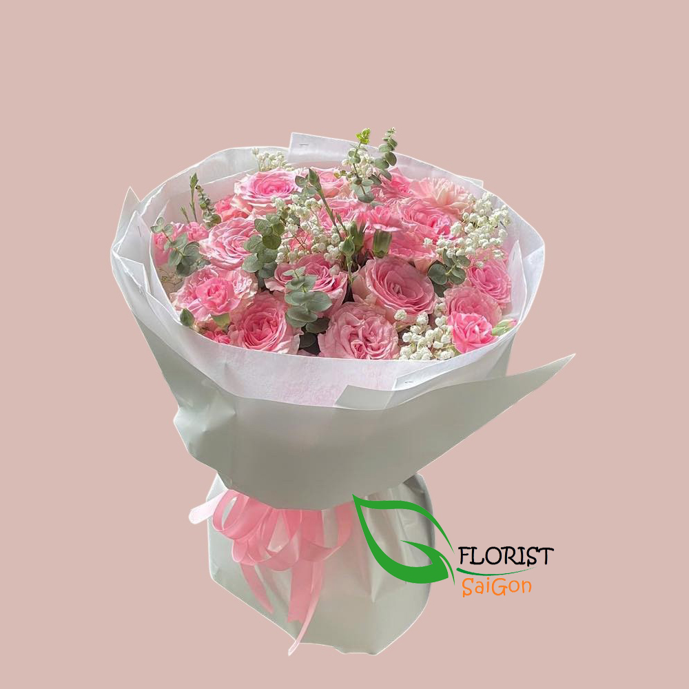 Elegant pink rose bouquet for her