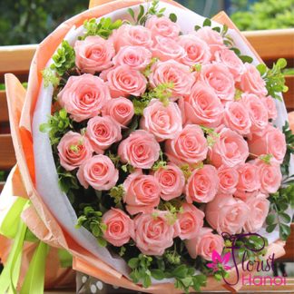Pink roses bouquet for birthday