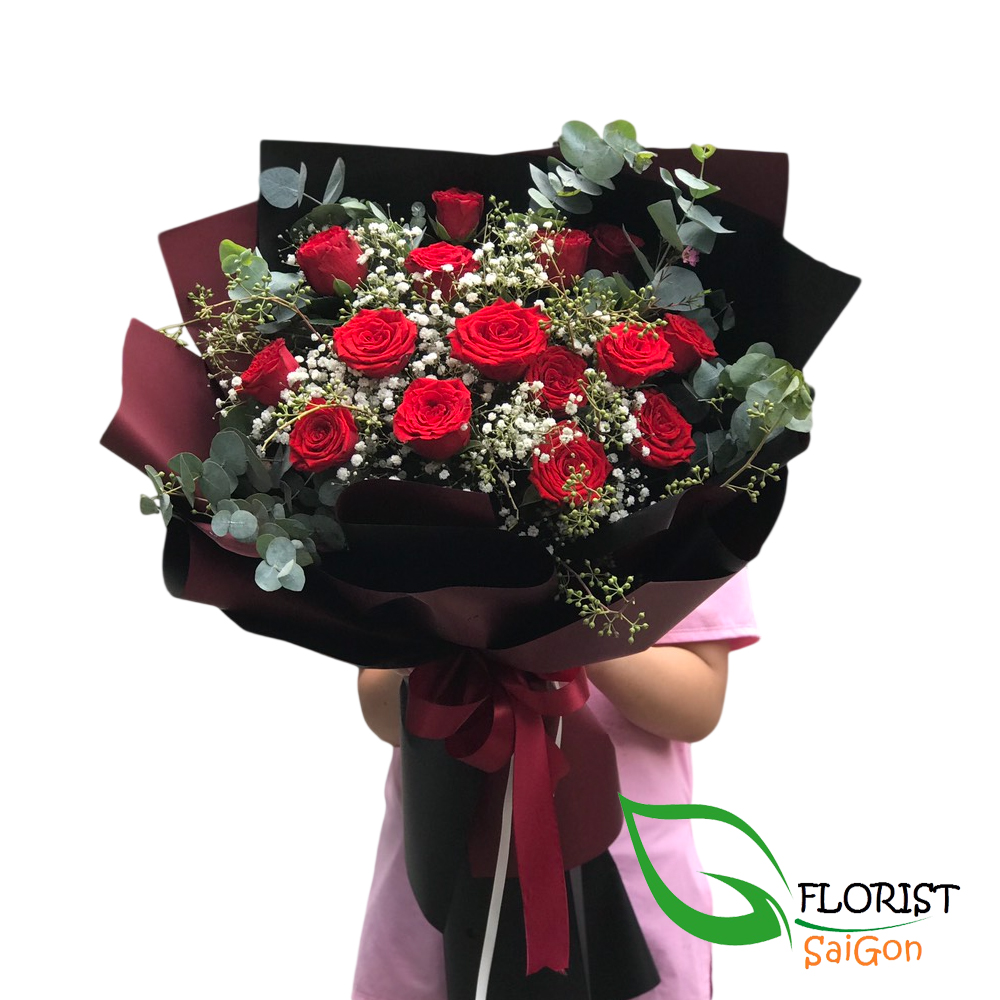 Online red rosse and baby breath bouquet in Saigon