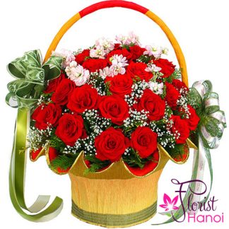 Red roses free delivery in Hanoi city Vietnam