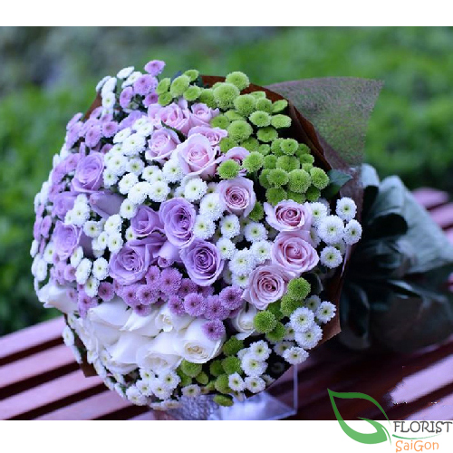 Purple rose bouquet delivery Saigon