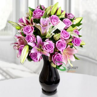 Saigon flowers in vase gifts