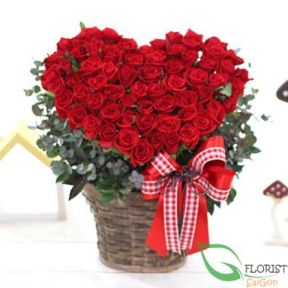 Saigon love flowers with heart