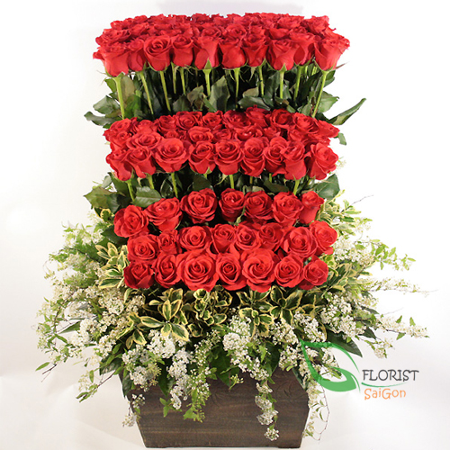 Send love flowers online to Saigon same day delivery