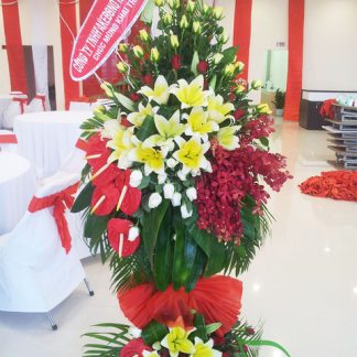 Send opening congratulations flowers with florist Saigon