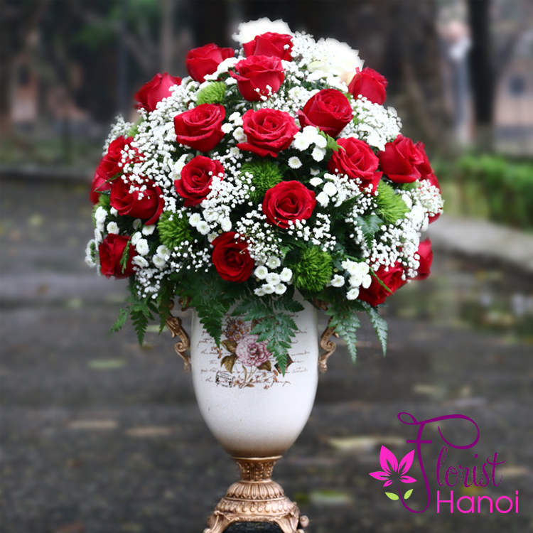 Premium rose arrangement Hanoi